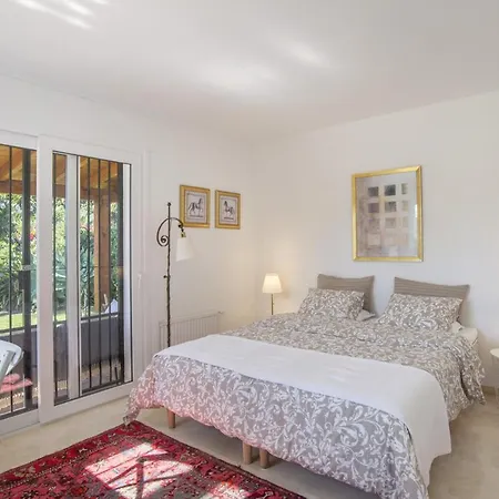 Saga Villa *